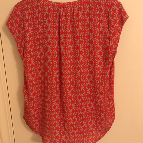 Geometric Blouse - Picture 3 of 3